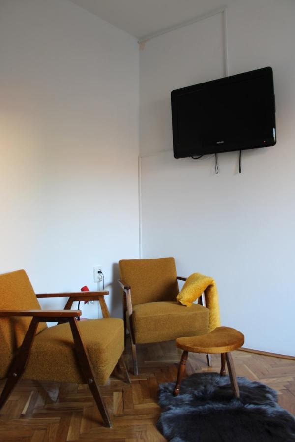 Studio Apartman Hinko Джяково Экстерьер фото