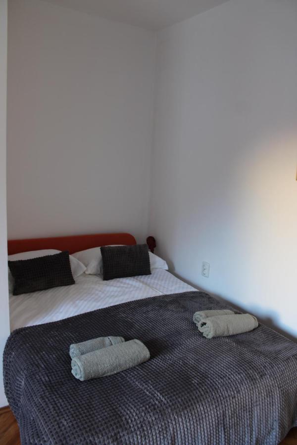 Studio Apartman Hinko Джяково Экстерьер фото